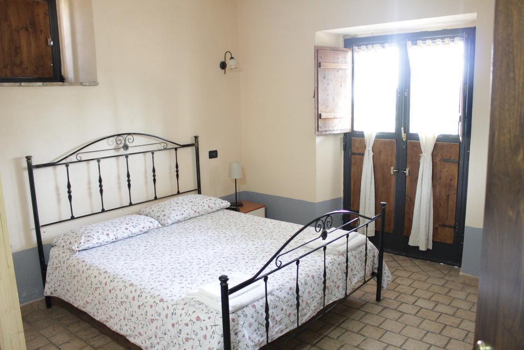 Agriturismo Nociquerceto 타라노 객실 사진